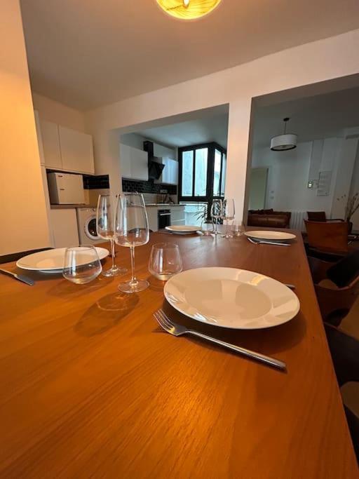 Grand Cru * Magnifique Duplex Au Coeur D'Epernayアパートメント エクステリア 写真
